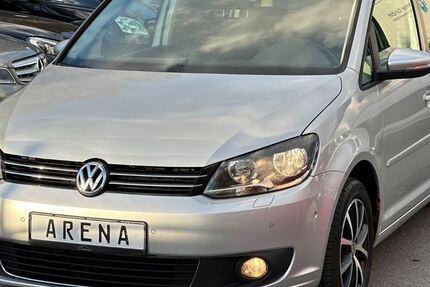 VW Touran 234.000 km 5.999 € Nürnberg 90431