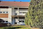 Mögeldorf: Doppelhaushälfte als 2-Familienhaus mit Doppel-Garage und großem Garten 6 zimmer