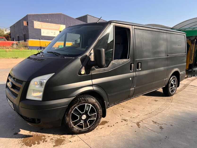 Ford Transit 218.000 km 3.400 € Langenzenn 90579