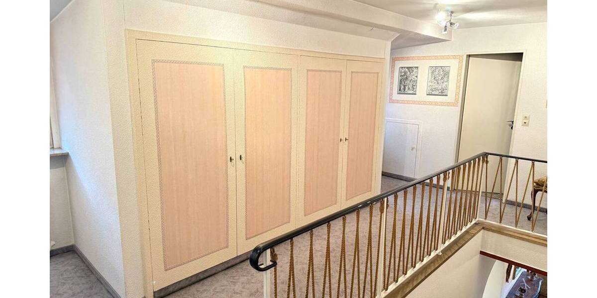Mehrfamilienhaus, Wohnhaus Nürnberg Altenfurt - 8 Zimmer, 182 m&sup2;, 695.000&euro; | Angebot:26929963