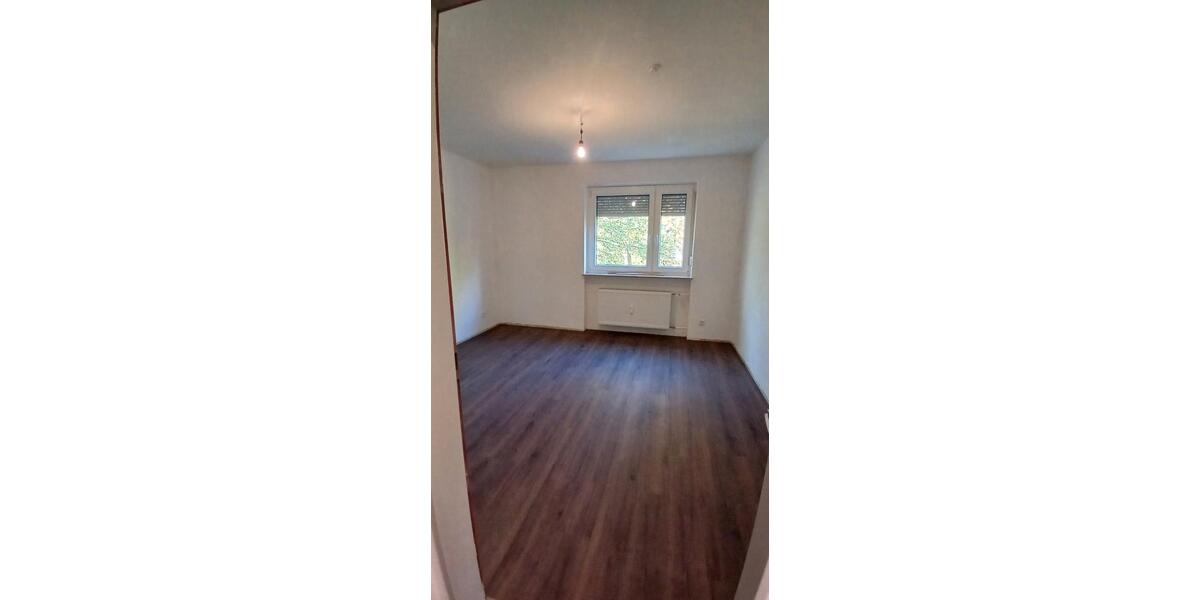 Etagenwohnung Nürnberg Gebersdorf - 3 Zimmer, 83 m&sup2;, 1.245&euro; | Angebot:27598954