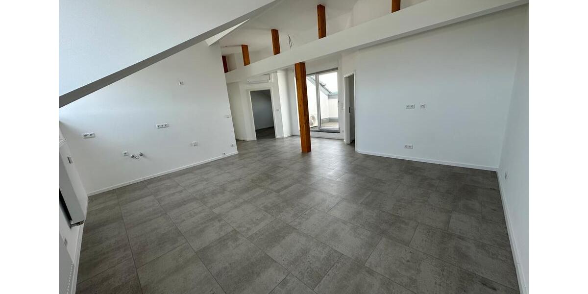Dachgeschoßwohnung Nürnberg Rabus - 3 Zimmer, 70 m&sup2;, 980&euro; | Angebot:26288340