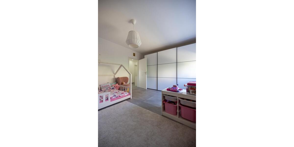 PROVISIONSFREI !! Moderne 4- Zimmer-EG- Wohnung mit Terasse 4 zimmer