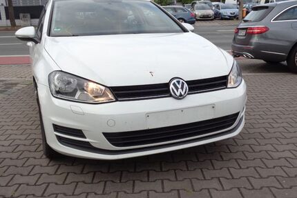 VW Golf 176.000 km 7.600 &euro; Nürnberg 90431