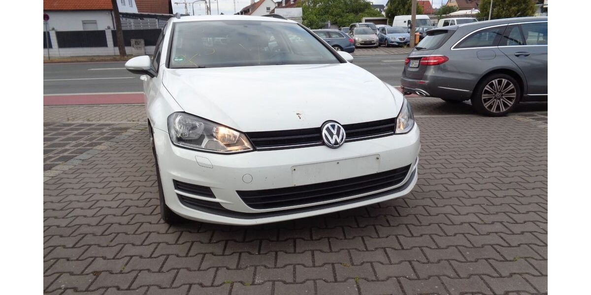 VW Golf 176.000 km 7.600 &euro; Nürnberg 90431