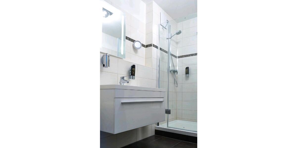 1 Zimmer und 3 Zimmer Wohnungen mit Balkon zu vermieten 3 zimmer