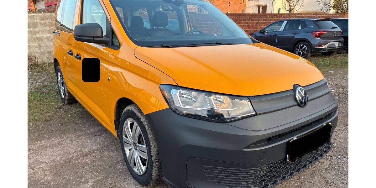VW Caddy 156.739 km 14.500 &euro; Nürnberg 90431