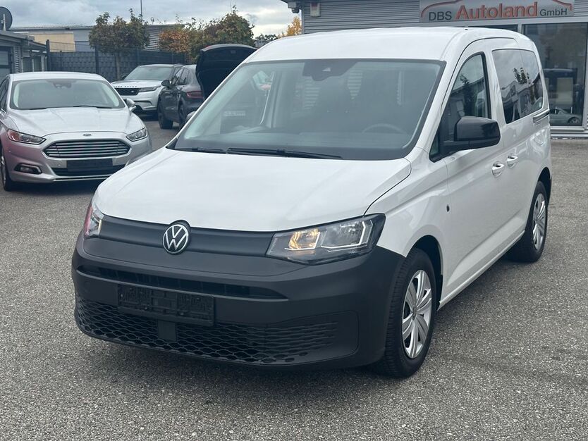 VW Caddy 157.172 km 15.790 € FÜRTH 90763