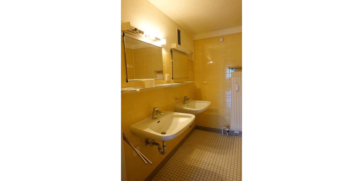 Etagenwohnung Uttenreuth - 5 Zimmer, 125 m&sup2;, 375.000&euro; | Angebot:25593138