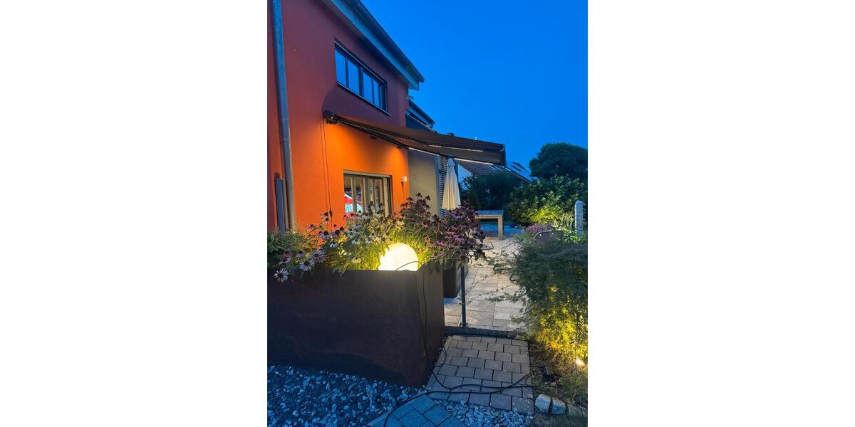 Einfamilienhaus Berg bei Neumarkt in der Oberpfalz - 7 Zimmer, 199 m&sup2;, 2.500&euro; | Angebot:27614304