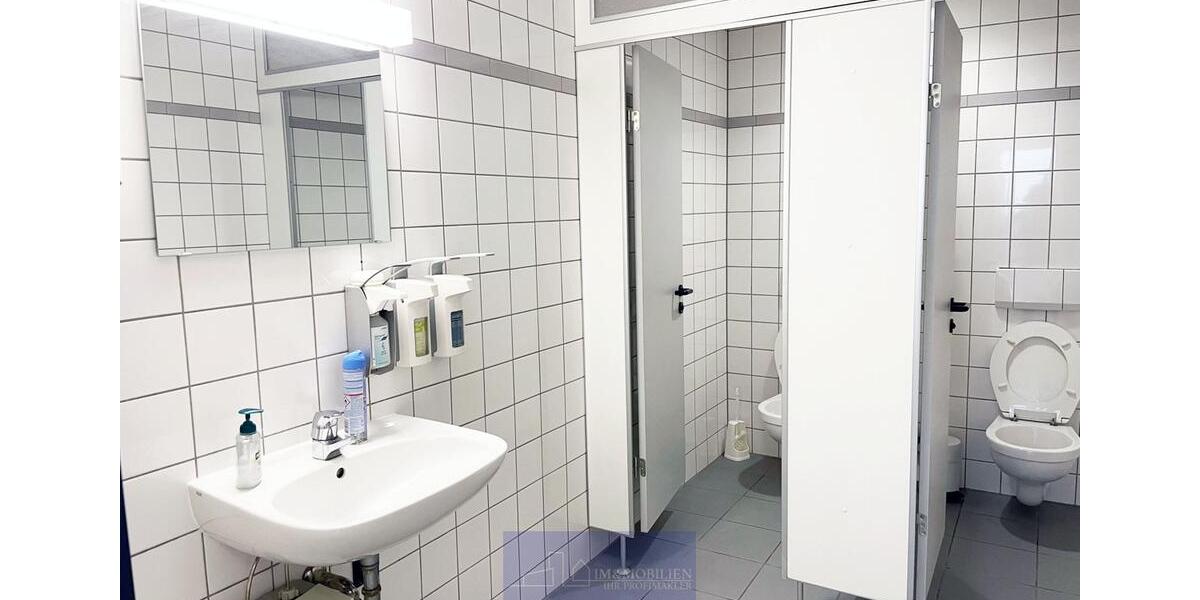 Gewerbeobjekt Erlangen Bruck - 9&euro; | Angebot:23224216