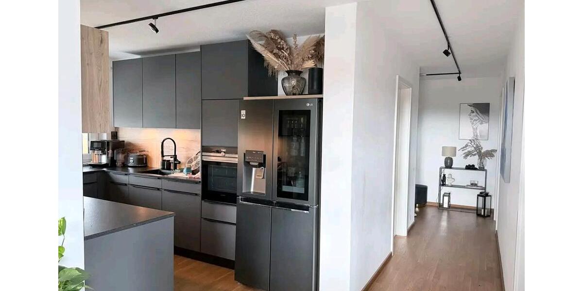 Dachgeschoßwohnung Nürnberg Eberhardshof - 4 Zimmer, 109 m&sup2;, 1.650&euro; | Angebot:27631071