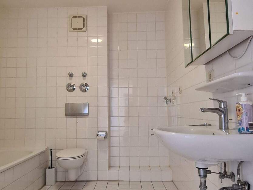 Nürnberg-Rosenau: Tolle 4-Zimmer-Wohnung mit Blick zur Burg Einbauküche Balkon Stellplatz 4 zimmer