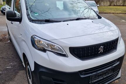 Peugeot Traveller 73.750 km 18.150 &euro; Nürnberg 90473