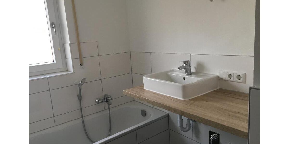 Helle 3-Zi-Wohnung mit Loggia in zentraler Lage von Wendelstein zimmer