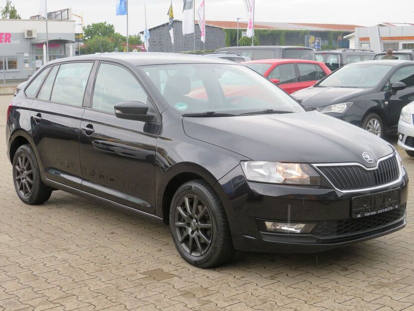 Skoda Rapid 95.000 km 10.100 € Fürth 90768