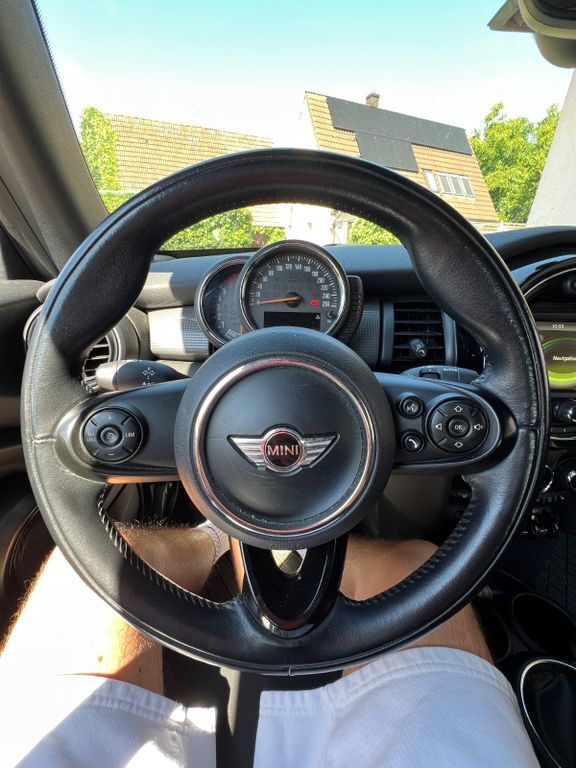 Mini Cooper D Cabrio 164.000 km 13.500 € Weisendorf 91085