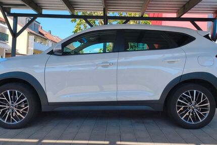 Hyundai TUCSON 102.700 km 17.800 &euro; Oberasbach 90522
