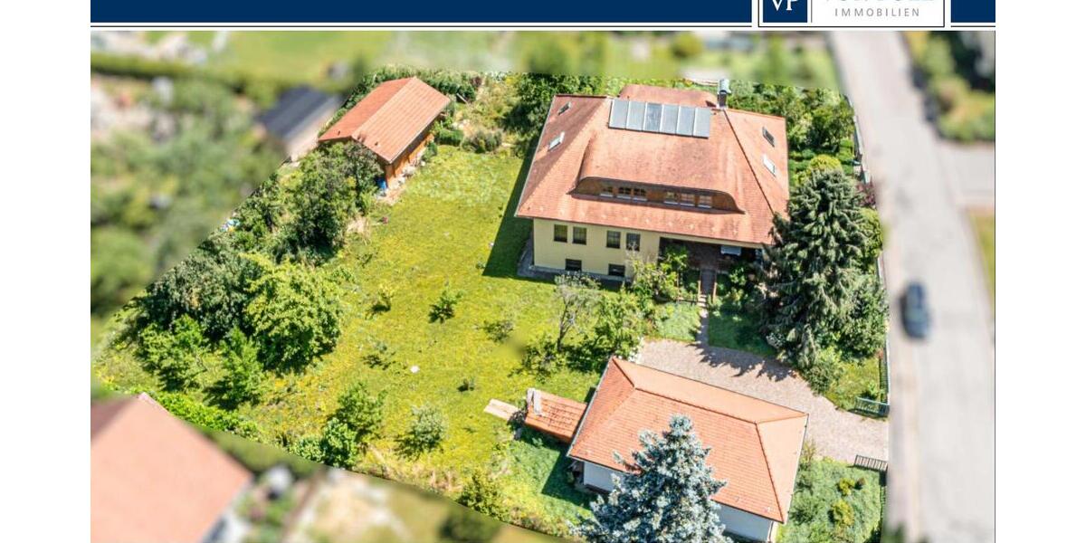 Charmantes Zweifamilienhaus mit drei Garagen und großem Garten - Zweifamilienhaus Kötzting | Angebot:24605834