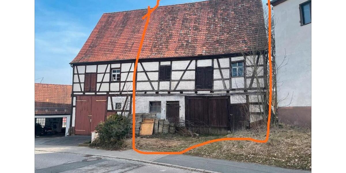 Bauernhaus, Landhaus Burgthann - 8 Zimmer, 180 m&sup2;, 82.500&euro; | Angebot:27122512