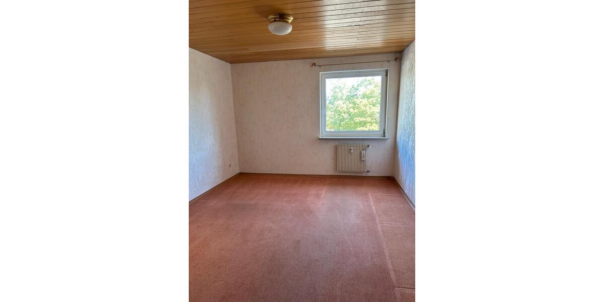 Etagenwohnung Erlangen Bruck - 4 Zimmer, 87 m&sup2;, 330.000&euro; | Angebot:27153951