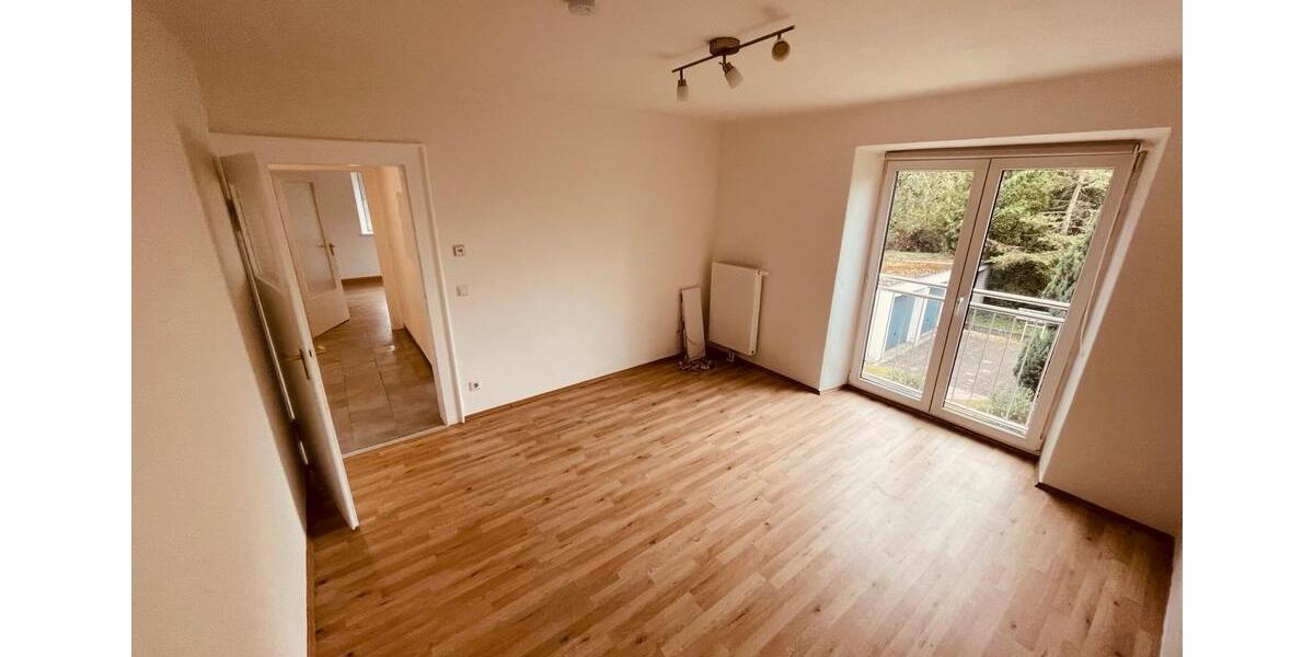 Etagenwohnung Nürnberg Schnepfenreuth - 3 Zimmer, 75 m&sup2;, 1.450&euro; | Angebot:26368921