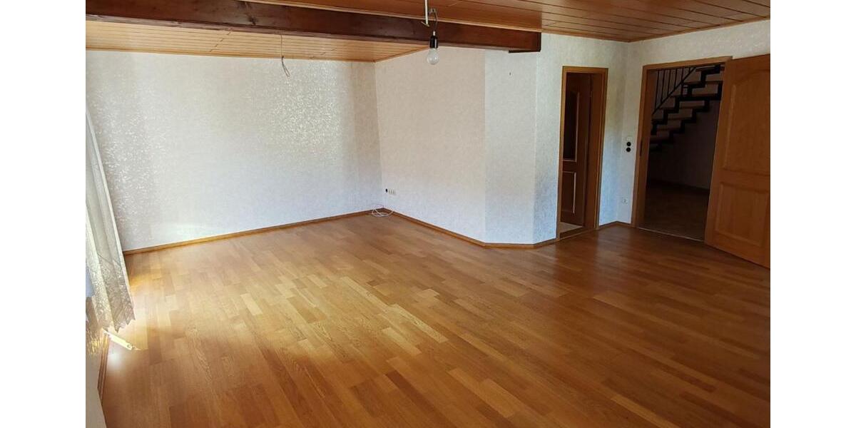 Einfamilienhaus bei der Burg Hohenstein 122 m² Wfl. 5 zimmer