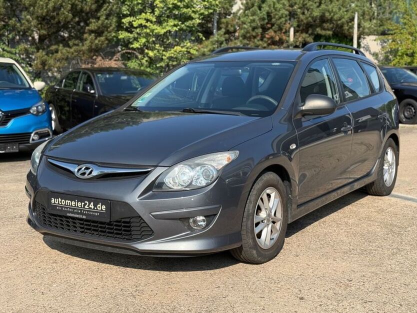 i30