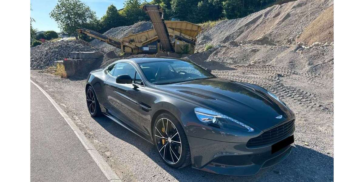 Aston Martin Vanquish 22.500 km 144.900 &euro; Nürnberg 90411