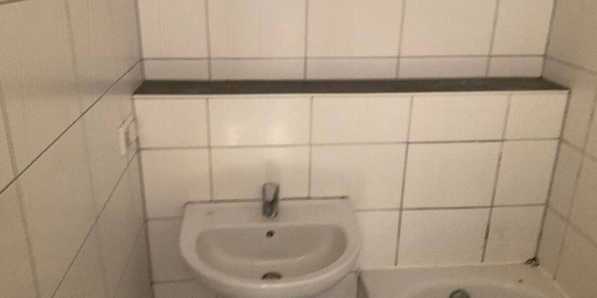 Etagenwohnung Nürnberg Herrnhütte - 4 Zimmer, 97 m&sup2;, 999&euro; | Angebot:26389493