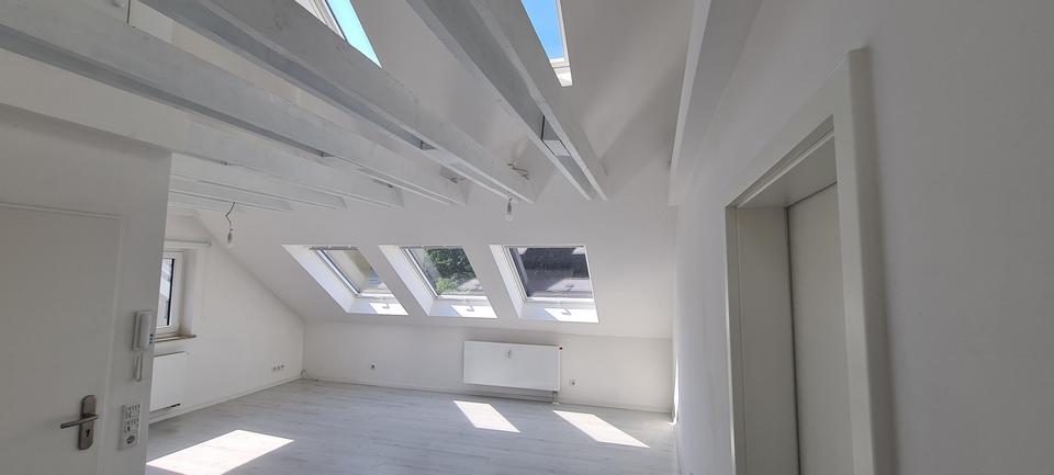 Dachgeschoßwohnung Nürnberg Katzwang - 2 Zimmer, 67 m&sup2;, 850&euro; | Angebot:26148966