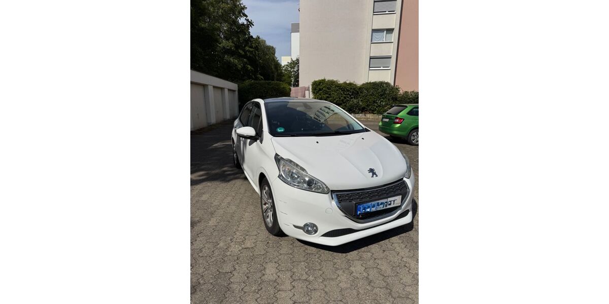 Peugeot 208 225.000 km 2.399 &euro; Erlangen 91058