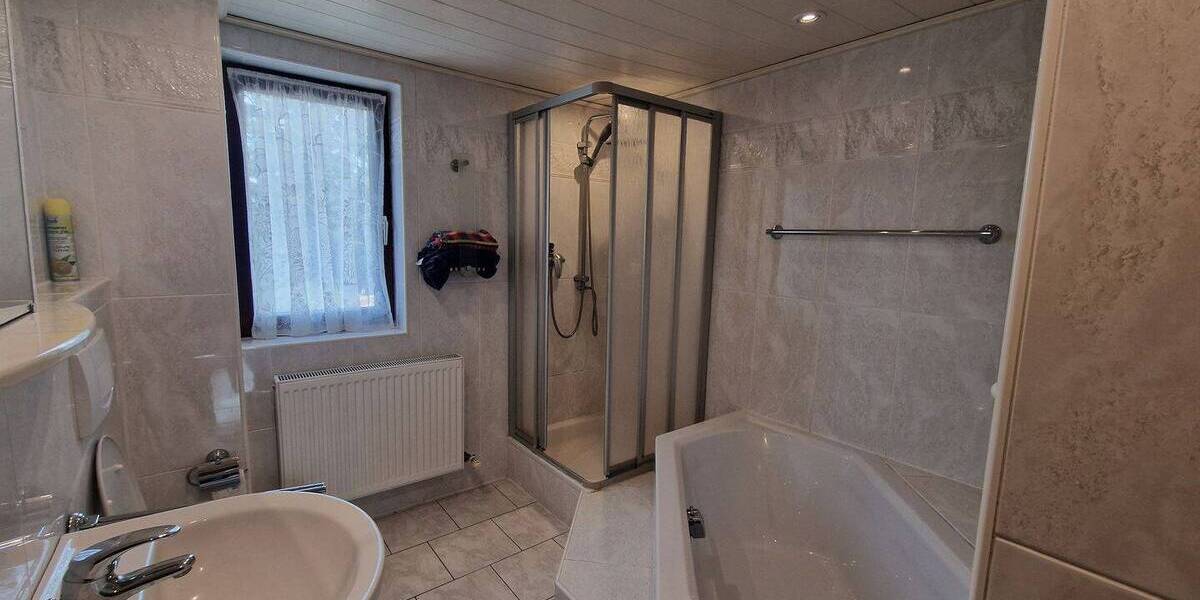 Reihenmittelhaus Fürth Unterfürberg - 6 Zimmer, 130 m&sup2;, 598.000&euro; | Angebot:19301910