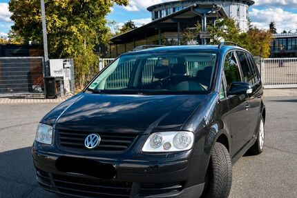 VW Touran 269.000 km 2.100 &euro; Nürnberg 90439