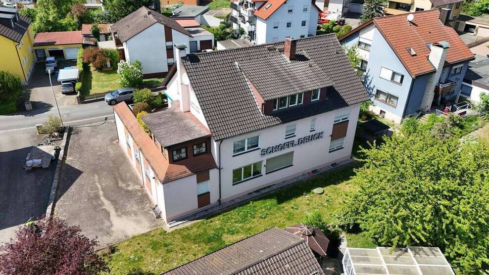 Großes Wohn- und Geschäftshaus in zentraler Lage in Forchheim