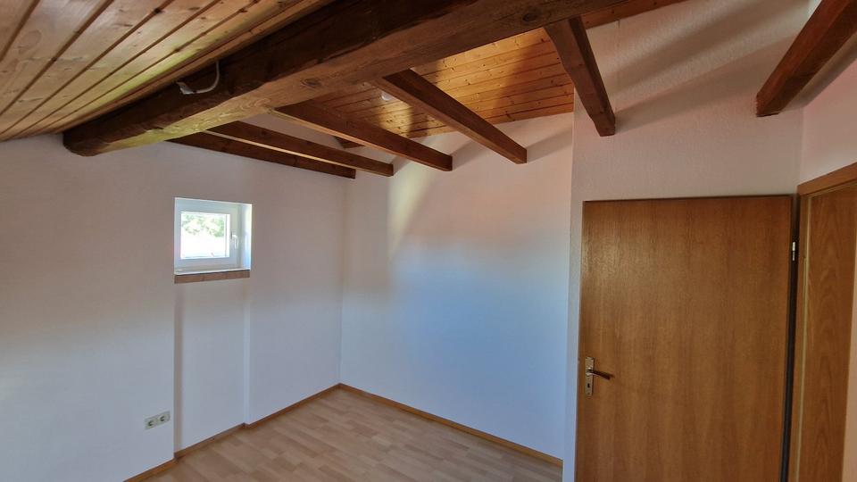 Dachgeschoßwohnung Nürnberg Gebersdorf - 3 Zimmer, 70 m&sup2;, 690&euro; | Angebot:27601963