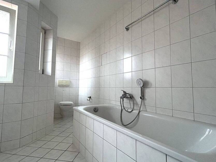 Altbau trifft Ruhe - Gemütliche 3-Zimmer-Wohnung in Röthenbach