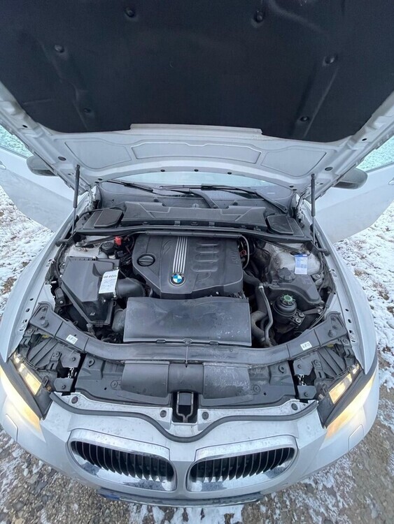 320