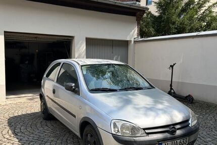 Opel Corsa 135.000 km 700 &euro; Nürnberg 90441