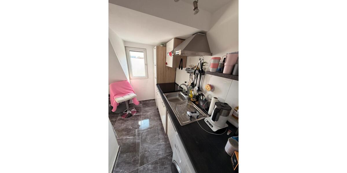 Dachgeschoßwohnung Nürnberg Eibach - 3 Zimmer, 60 m&sup2;, 990&euro; | Angebot:26281642
