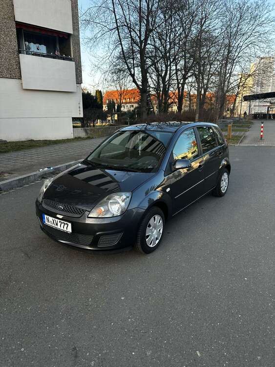 Ford Fiesta 70.000 km 3.200 € Nürnberg 90411
