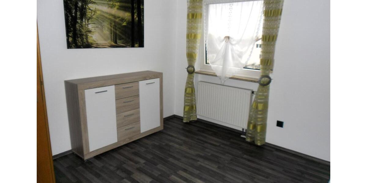 Etagenwohnung Cadolzburg - 2.5 Zimmer, 59 m&sup2;, 210.000&euro; | Angebot:27119402