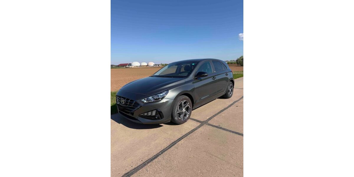 Hyundai i30 57.000 km 15.500 &euro; Obermichelbach 90587