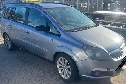 Opel Zafira 240.566 km 650 &euro; Nürnberg 90439