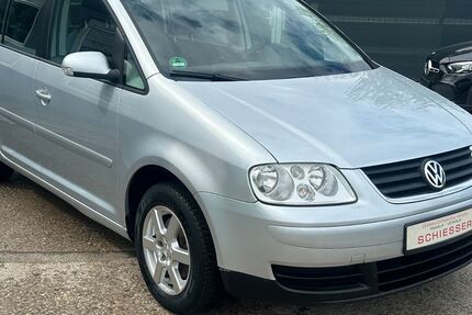 VW Touran 312.000 km 2.300 &euro; Nürnberg 90408