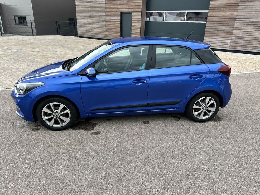 Hyundai i20 91.000 km 9.200 € Pyrbaum 90602