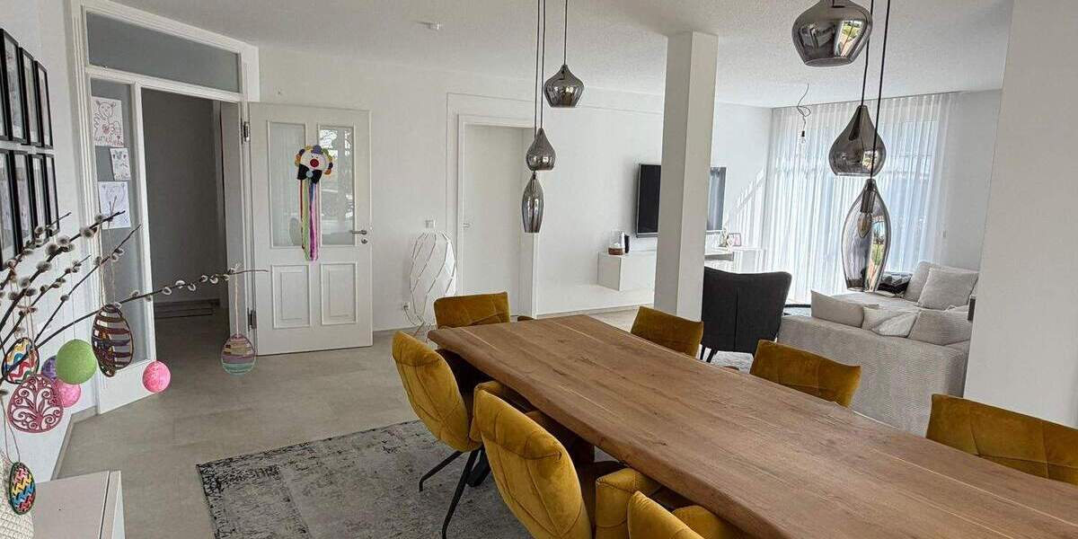 Einfamilienhaus Schnaittach - 6 Zimmer, 220 m&sup2;, 2.650&euro; | Angebot:25818822