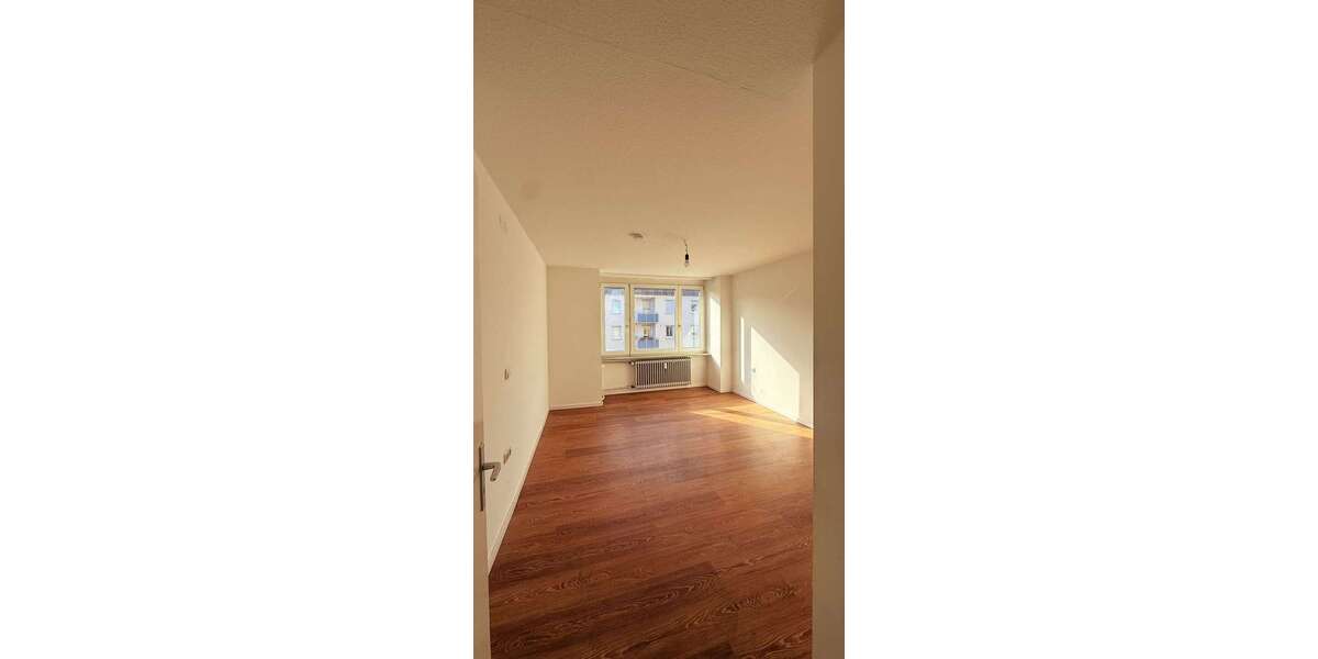 Wohnung zum Mieten in Nürnberg 1.056 € 74 m² 3 zimmer