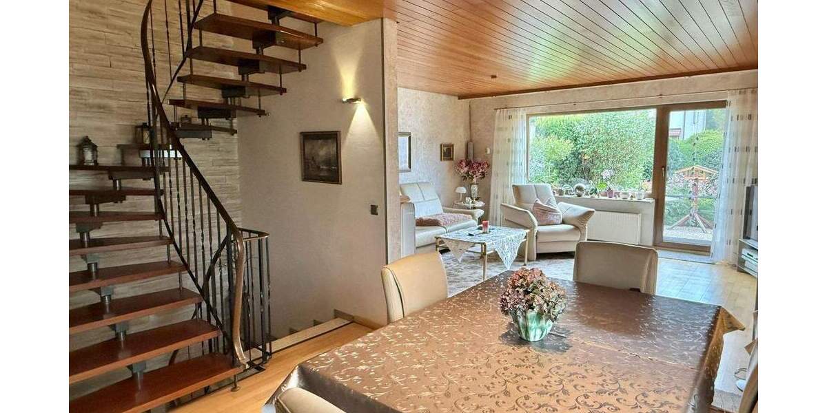 Doppelhaushälfte Zirndorf Weiherhof - 4 Zimmer, 93 m&sup2;, 445.000&euro; | Angebot:25797924