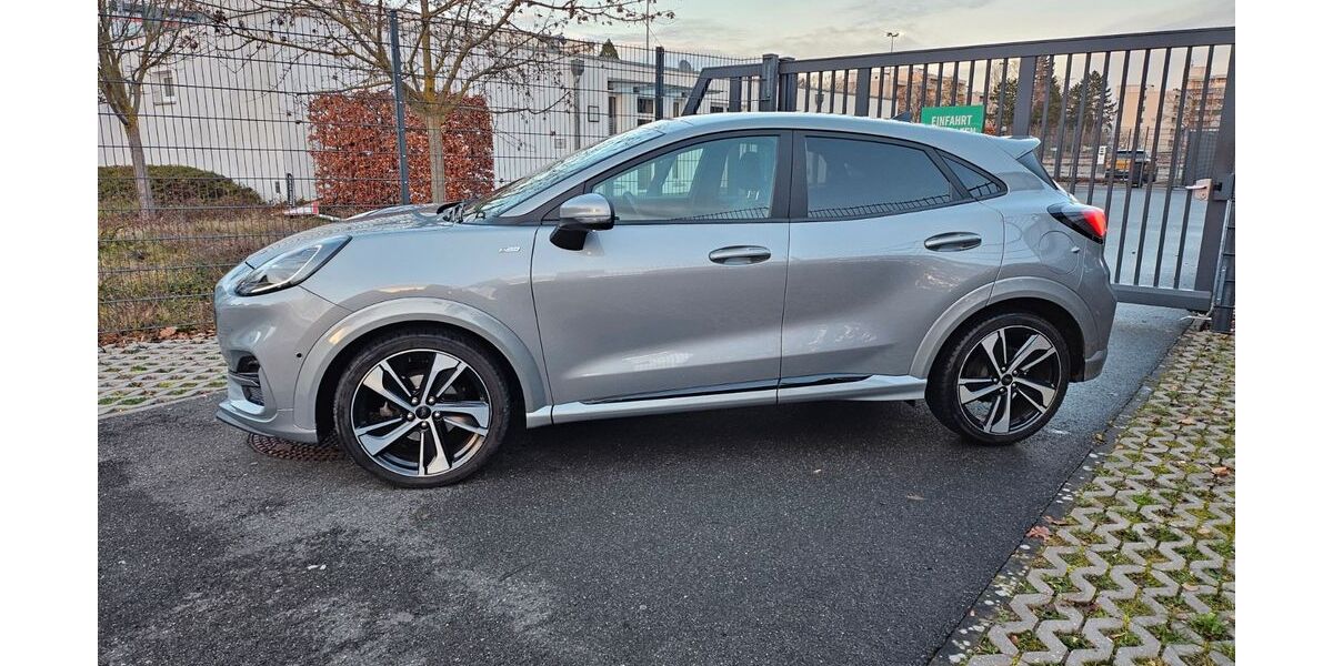 Ford Puma 46.000 km 20.600 &euro; Fürth 90765